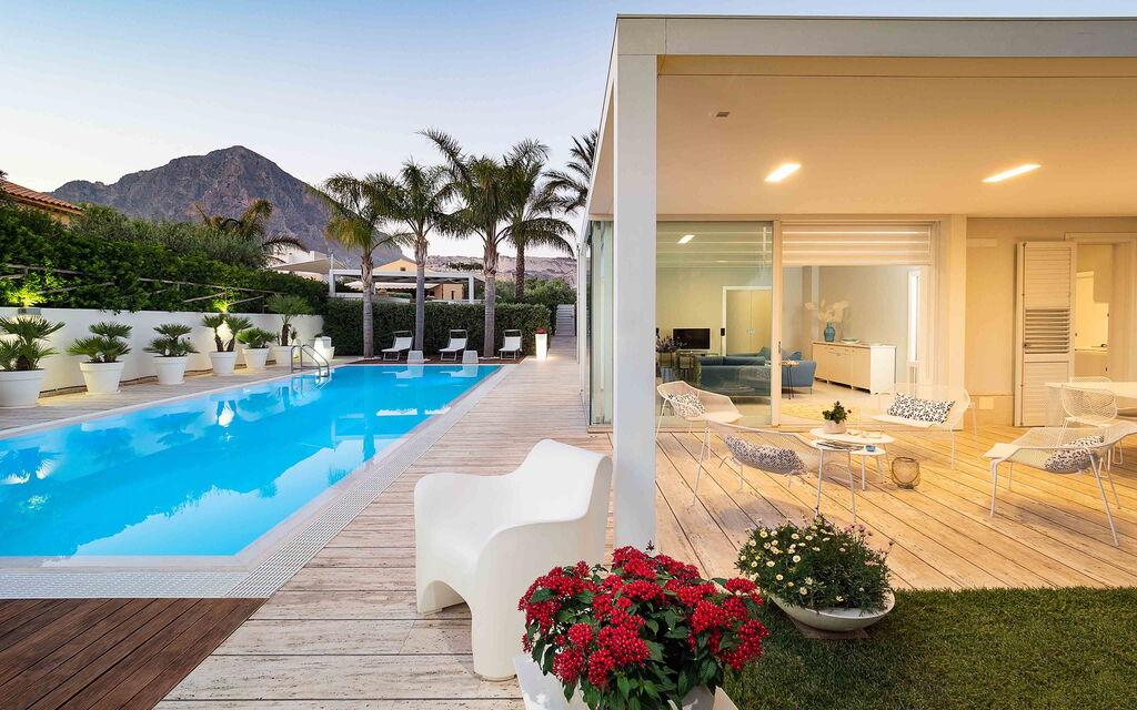 Sicilia 018 - Villa Bellini: Swimming pool