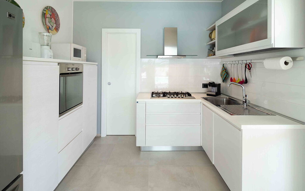 Sicilia 018 - Villa Bellini: Kitchen