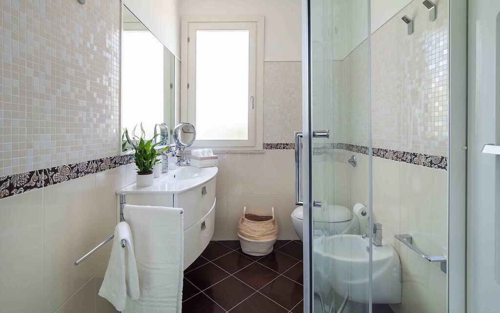 Sicilia 018 - Villa Bellini: Bathroom