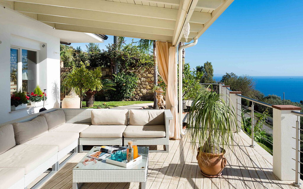 Sicilia 020 - Villa Luce: Veranda