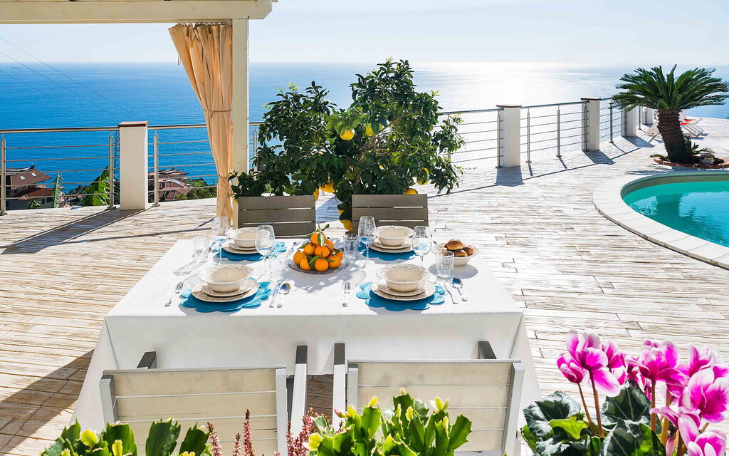 Sicilia 020 - Villa Luce: Veranda