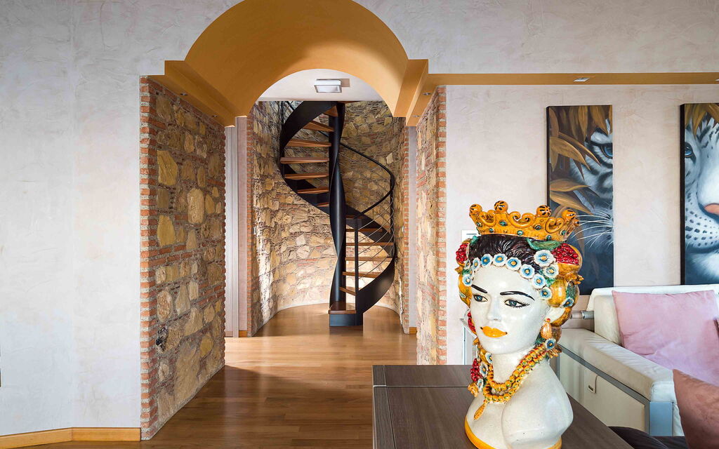 Sicilia 020 - Villa Luce: Stairs