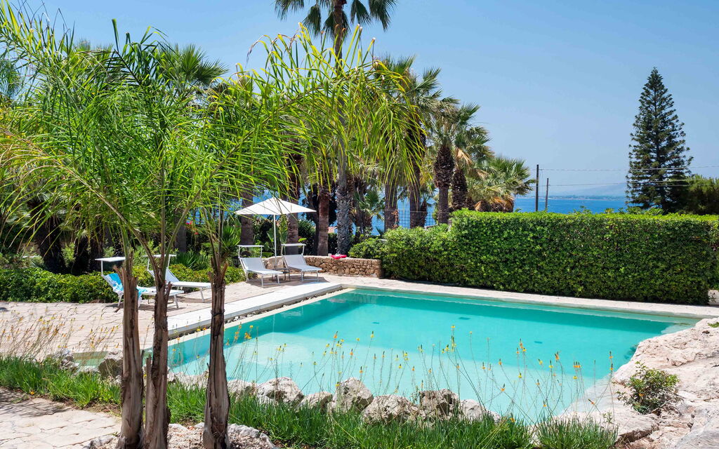 Sicilia 021 - Villa Maddalena: Swimming pool