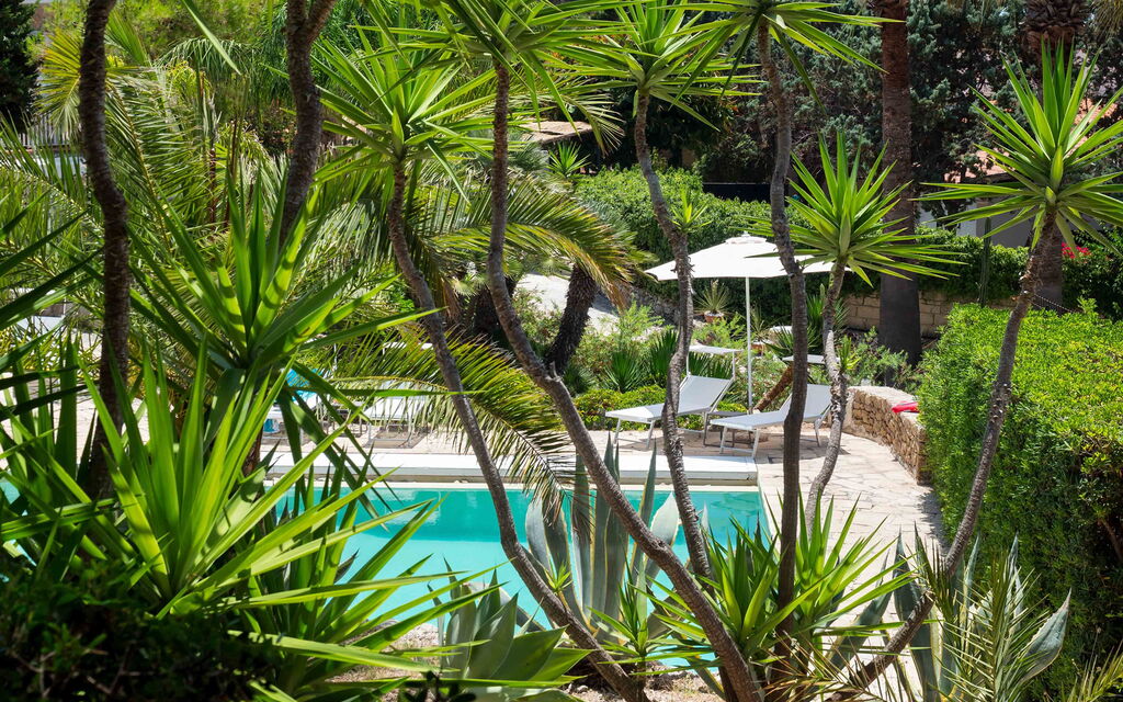 Sicilia 021 - Villa Maddalena: Swimming pool