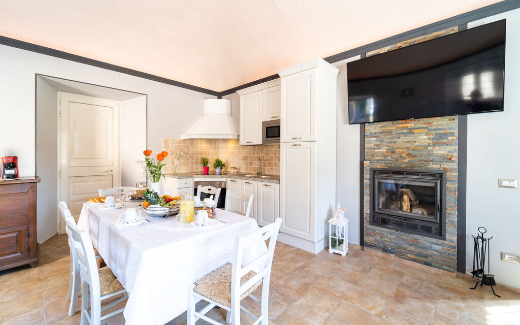 Villa Belvedere: Kitchen and living room