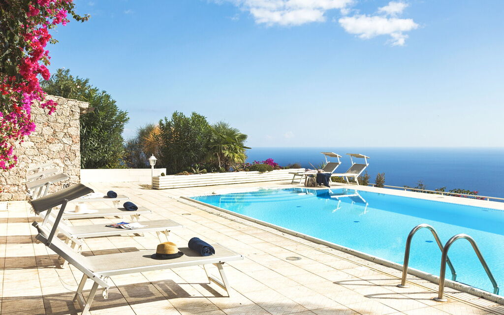 Sicilia Vt01- Villa Mare Blu: Swimming pool