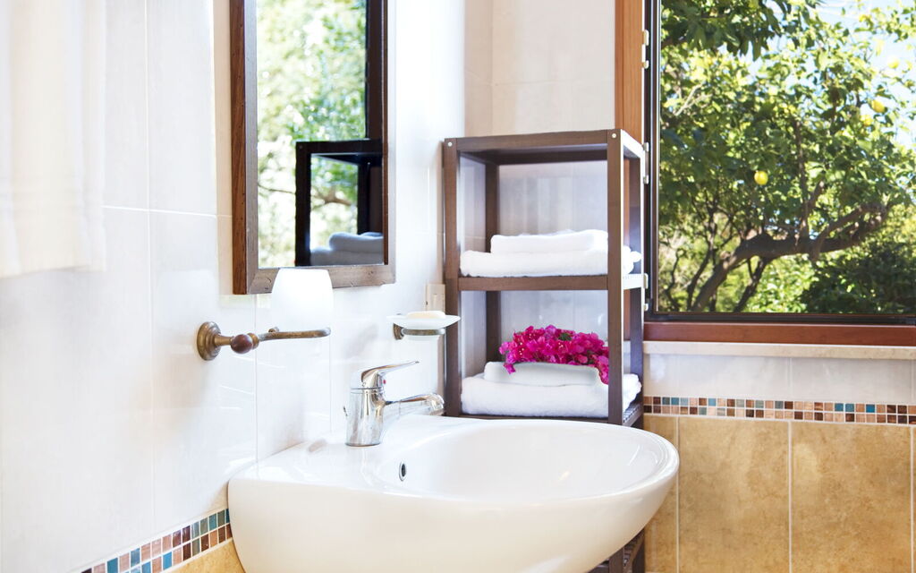 Sicilia Vt01- Villa Mare Blu: Bathroom