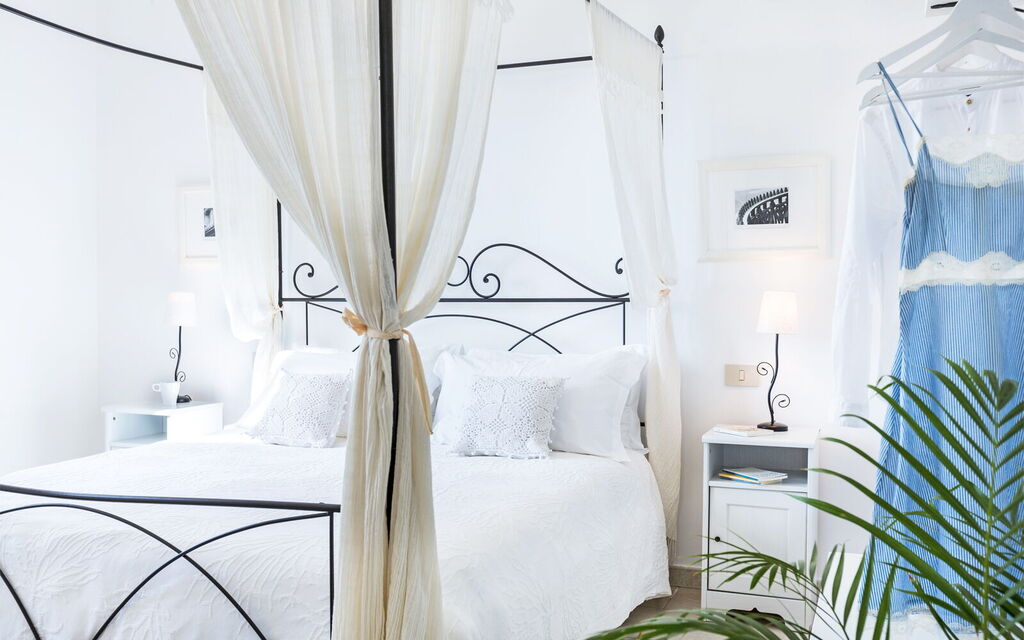 Sicilia Vt01- Villa Mare Blu: Double bedroom