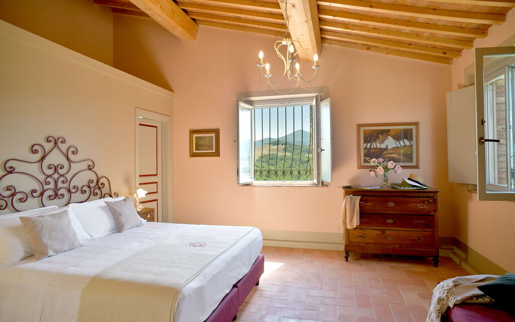 Villa Il Noccioleto: Double bedroom