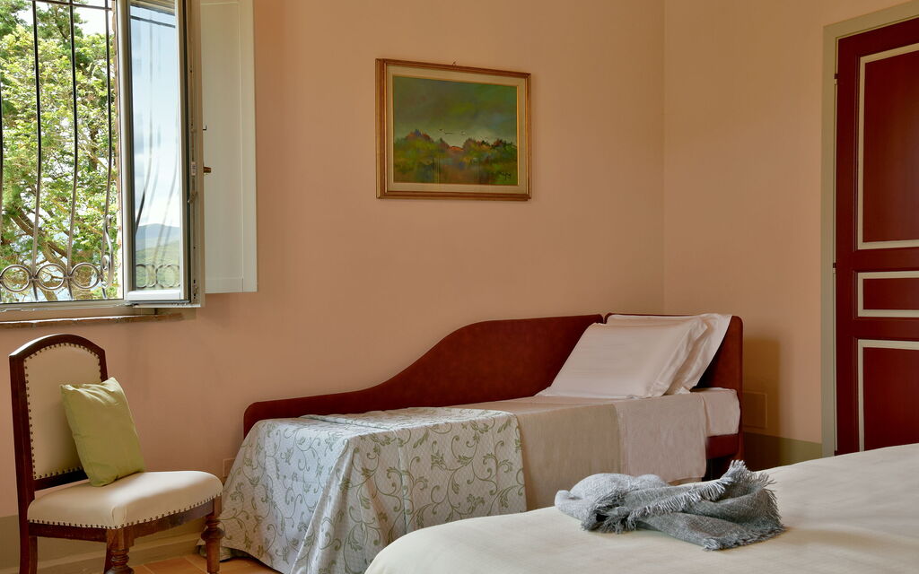 Villa Il Noccioleto: Double bedroom