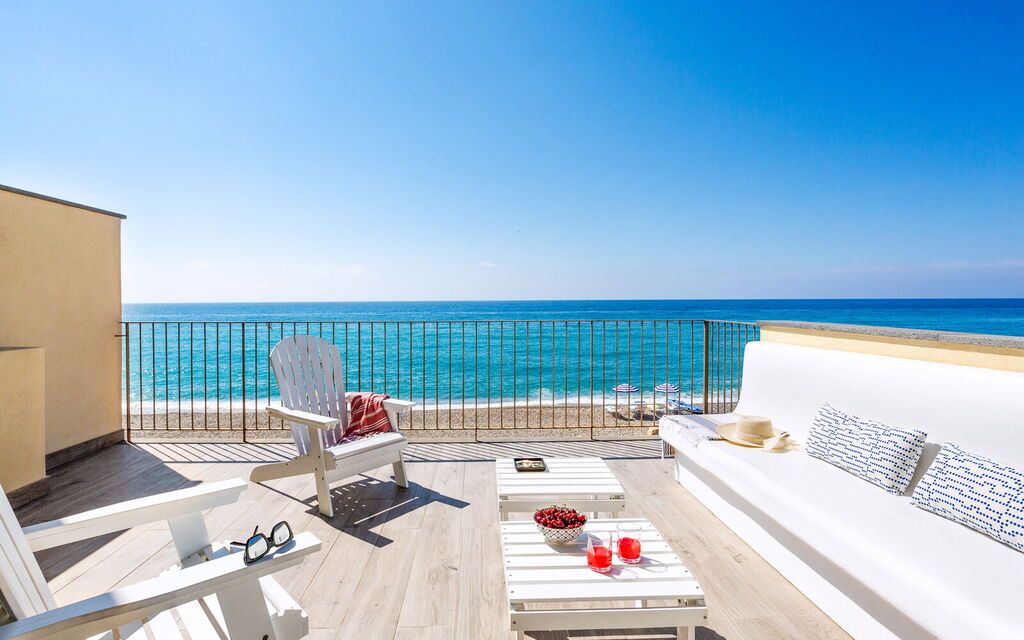 Sicilia Vt 04 - Villa Preziosa: Balcony