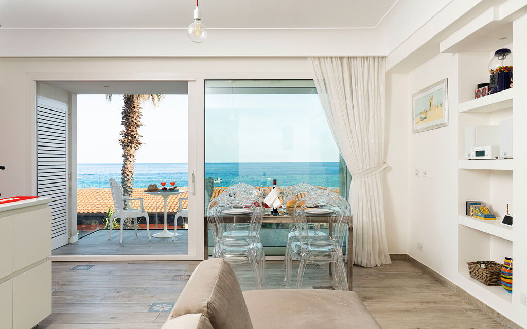 Sicilia 028 - Peppina Domus: Living room