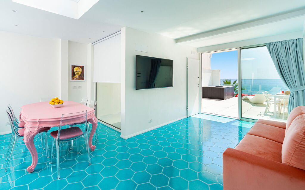 Sicilia 029 - Peppina Terrace: Living room