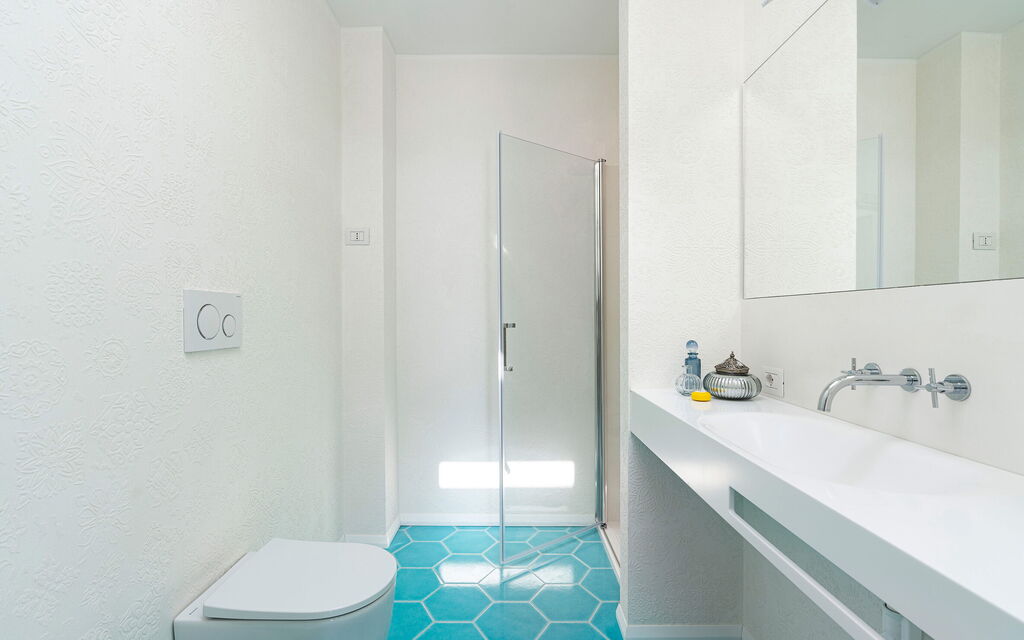 Sicilia 029 - Peppina Terrace: Bathroom