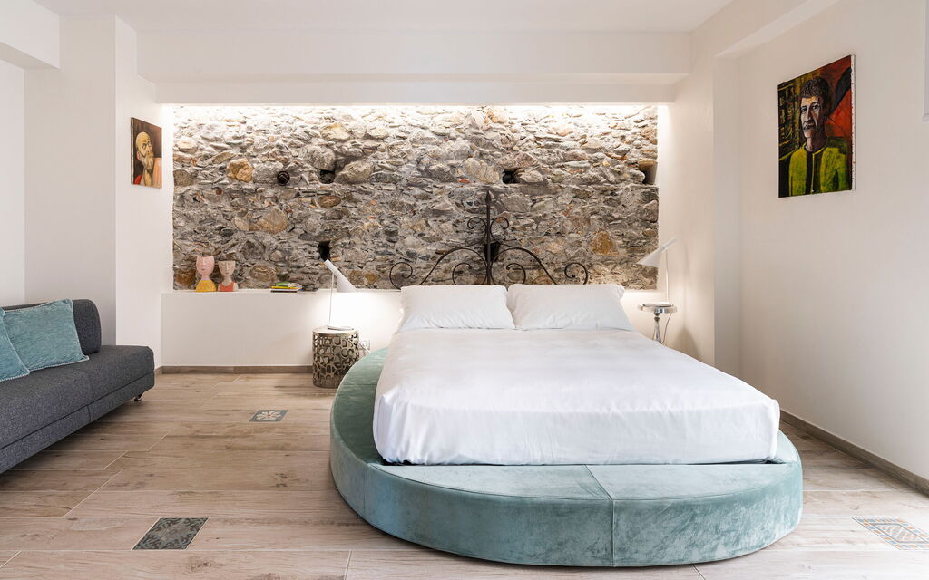 Sicilia 029 - Peppina Terrace: Double bedroom