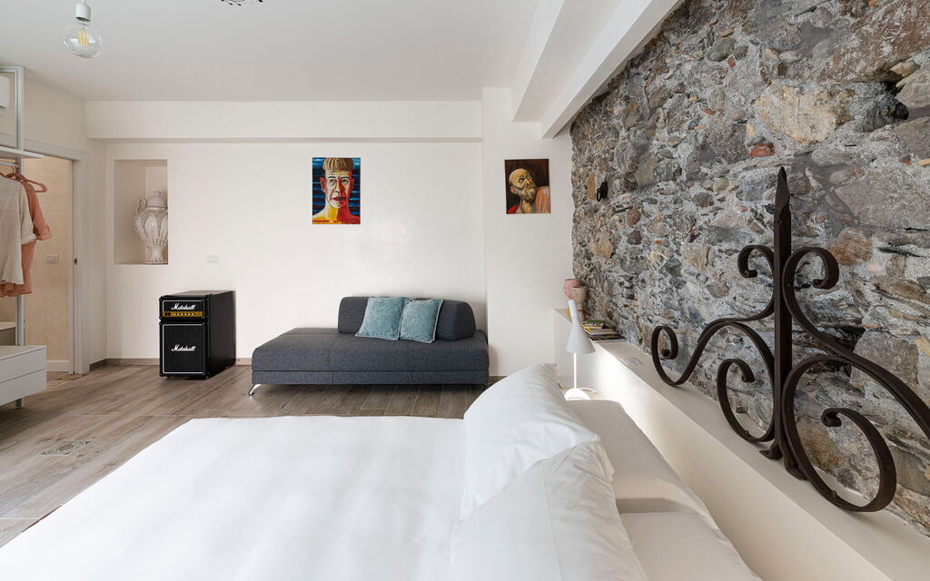 Sicilia 029 - Peppina Terrace: Double bedroom