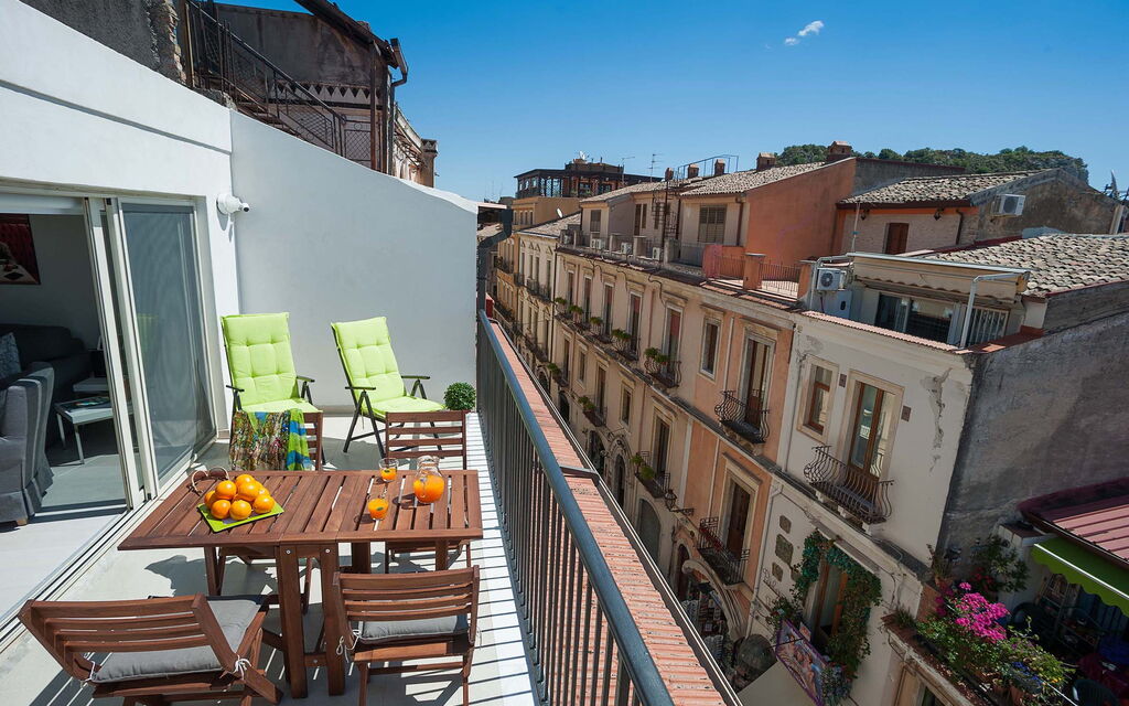 Sicilia 030 - Taormina Suite: Balcony
