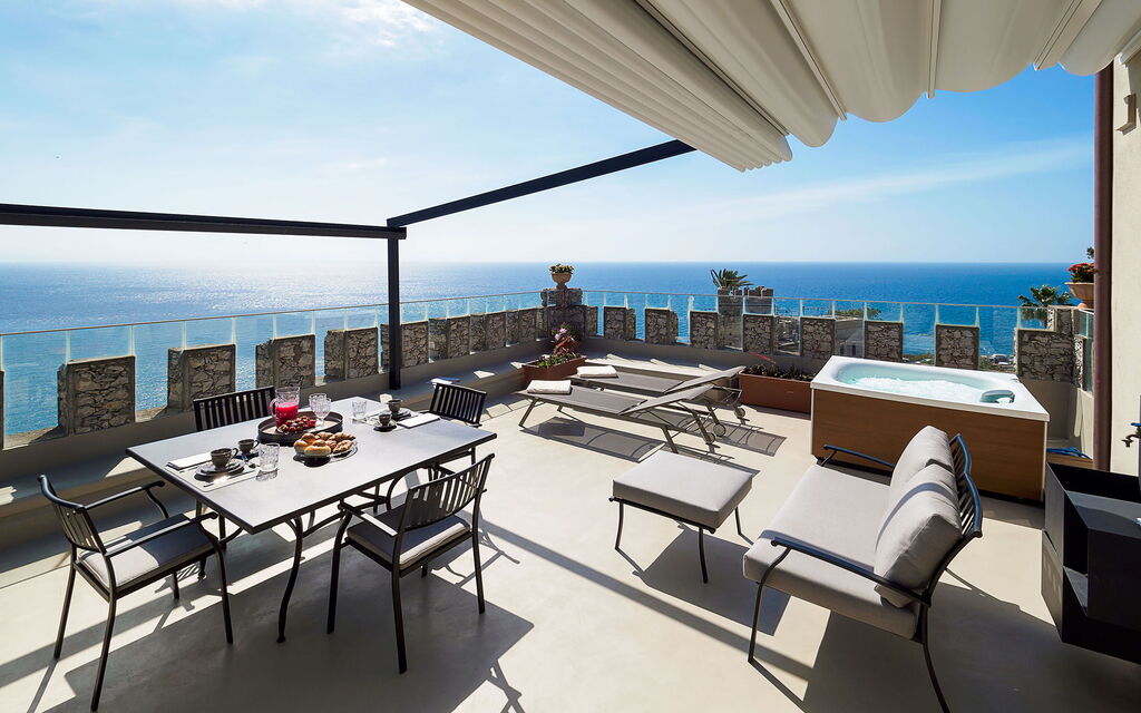 Sicilia 031 - Appartamento Torre Antica: Terrace