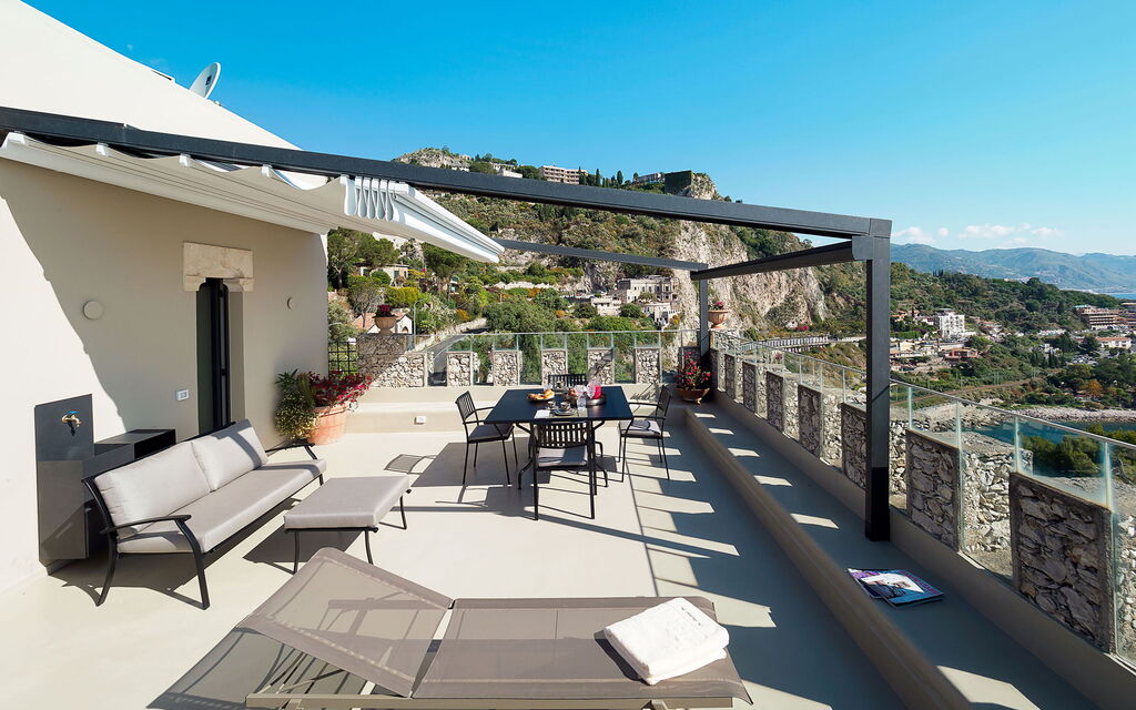 Sicilia 031 - Appartamento Torre Antica: Terrace