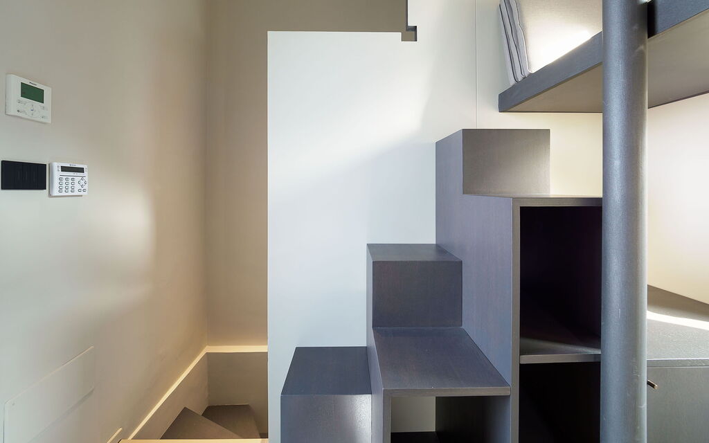 Sicilia 031 - Appartamento Torre Antica: Stairs