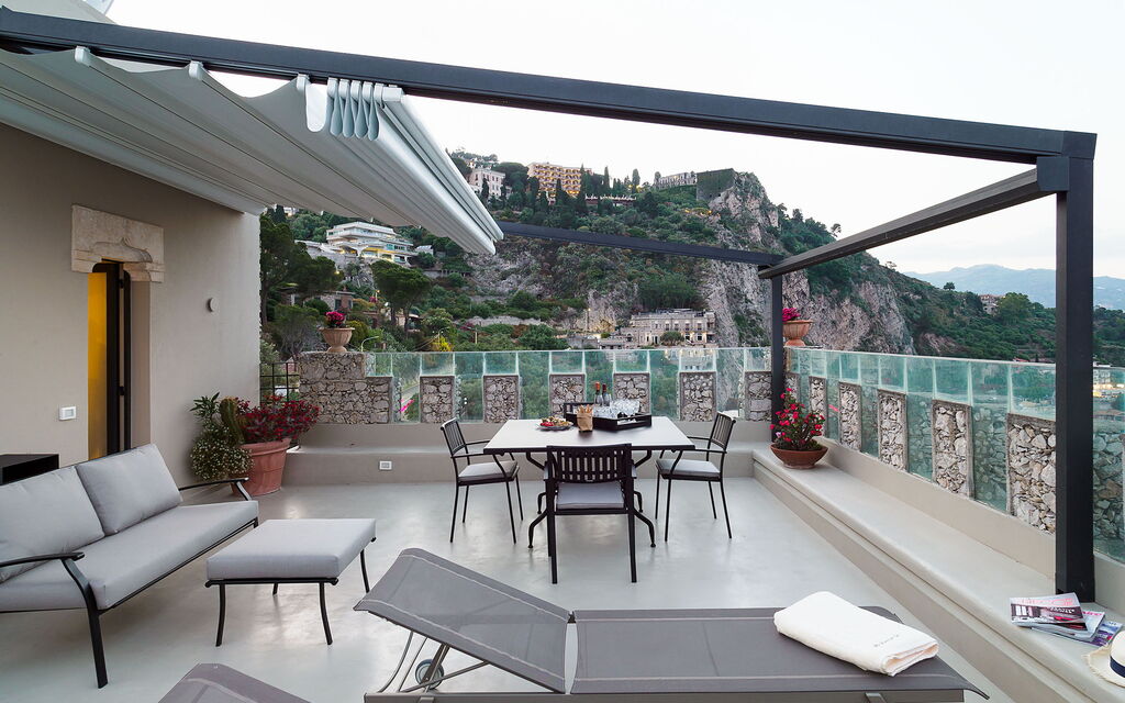 Sicilia 031 - Appartamento Torre Antica: Terrace