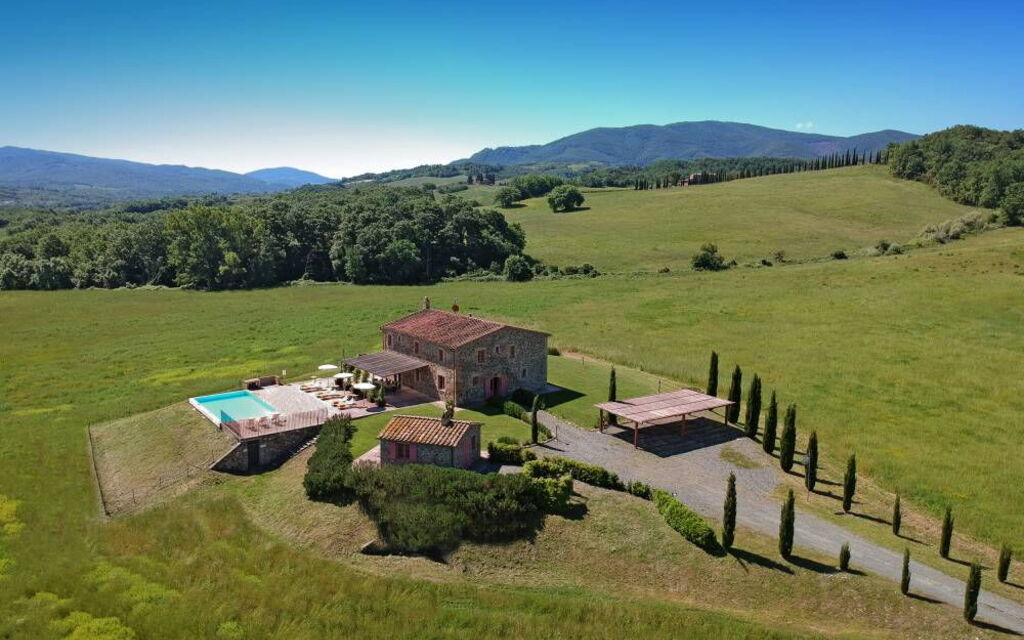 Villa Della Collina: Panoramic view of the villa
