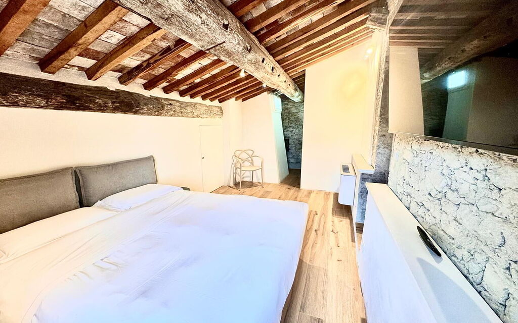 Ada & Sabo Per 8 Pax