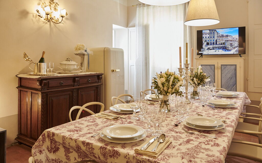 Ada & Sabo Per 8 Pax