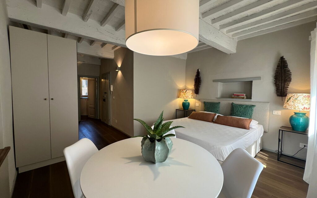 Guelfa 60: Camera da letto, Dettagli della stanza