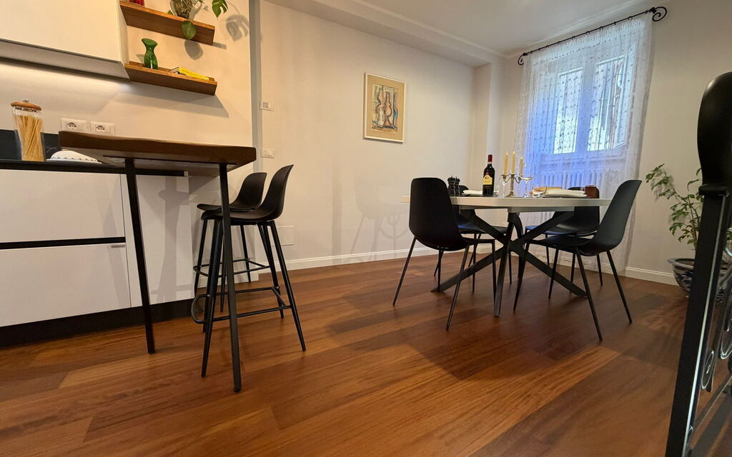 Casa Amandoli: Dining Room, Kitchen