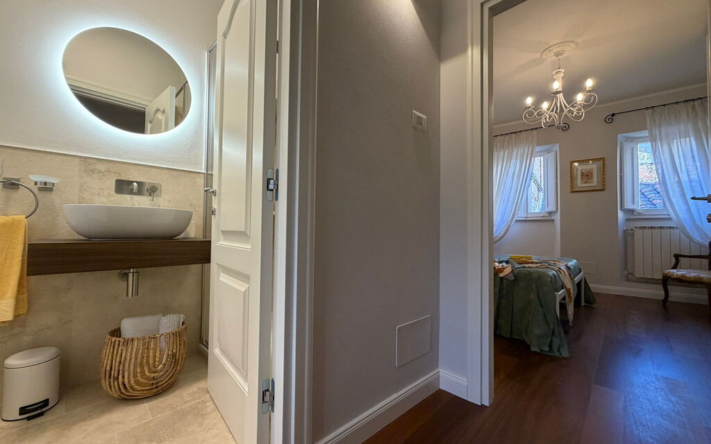 Casa Amandoli: Bathroom, Bedroom