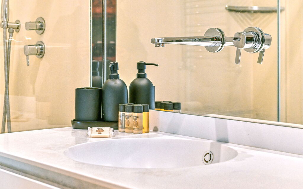 Roma S010 - Art Gallery Loft