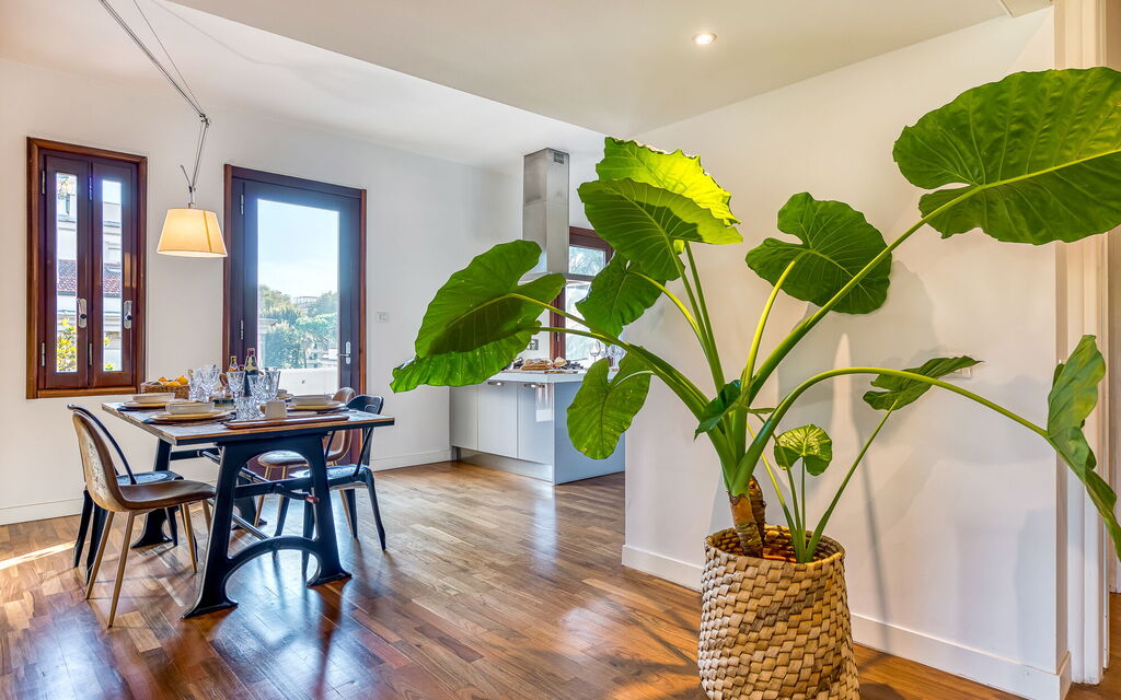 Roma S010 - Art Gallery Loft