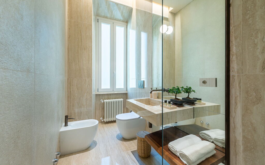 Roma S011 - Minimalist Boutique Apartment