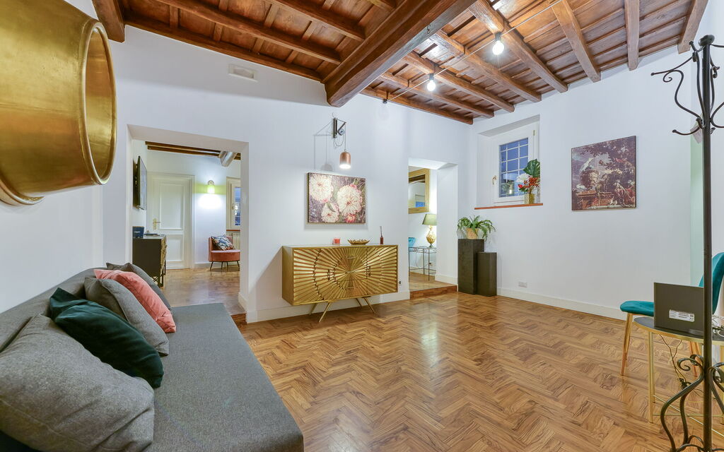 Roma S012 - Spanish Steps Apartment