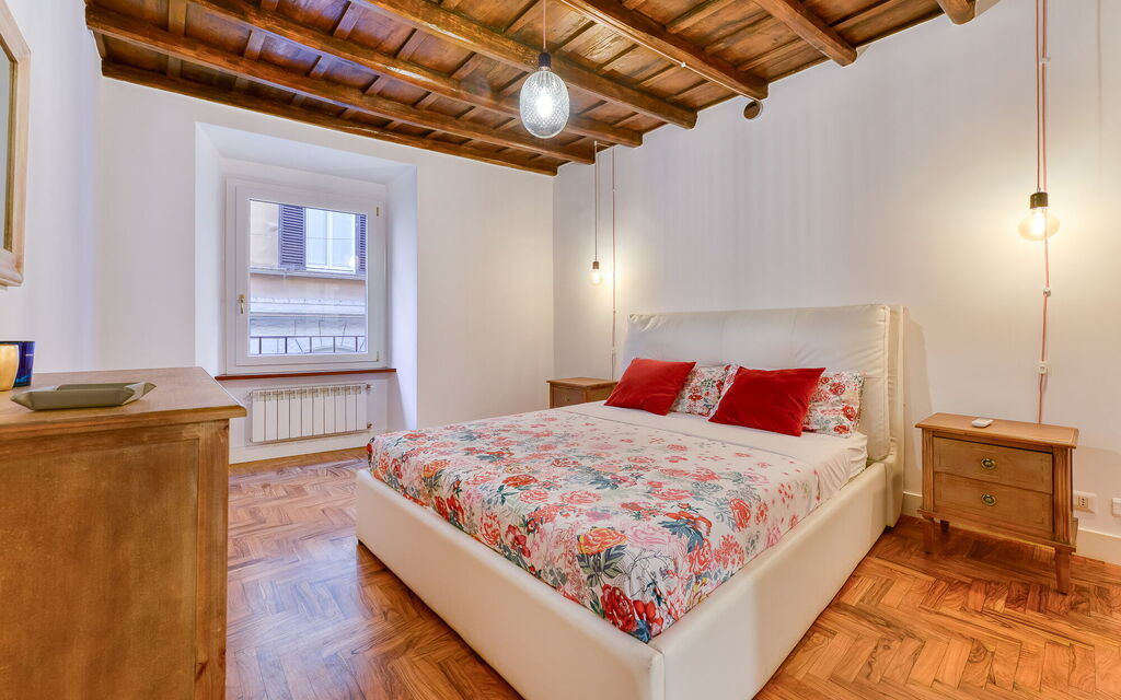 Roma S012 - Spanish Steps Apartment
