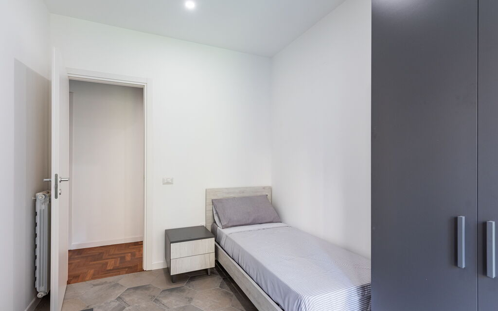 Roma S014 - Modern Trastevere Apartment