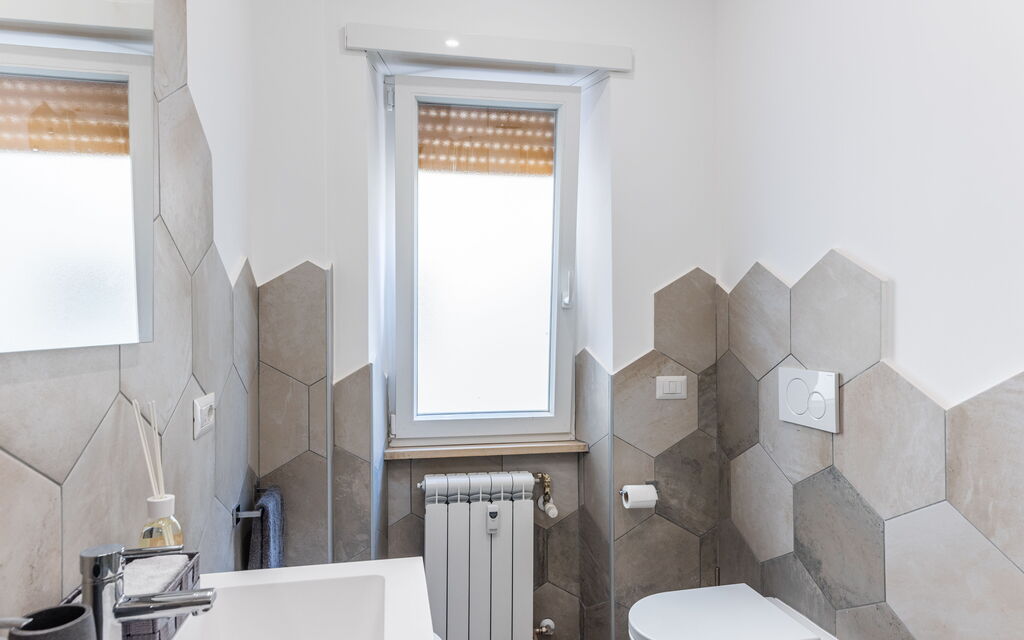 Roma S014 - Modern Trastevere Apartment
