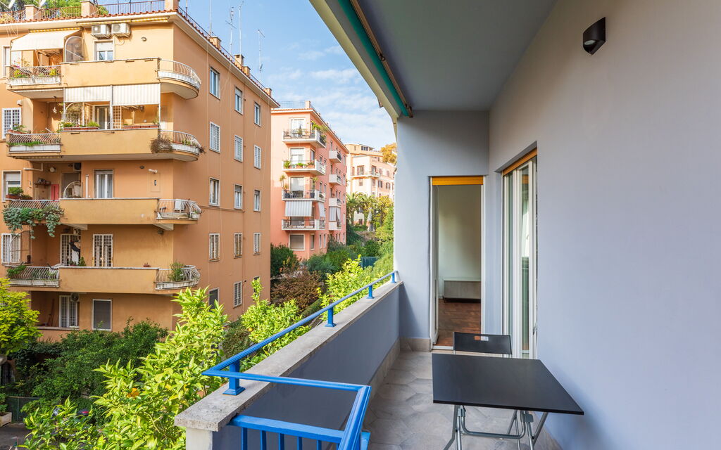Roma S014 - Modern Trastevere Apartment