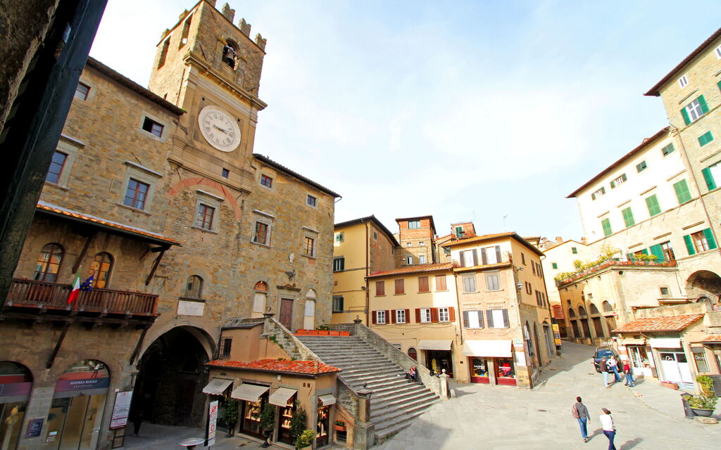 La Casa sulla Piazza: Ansichten