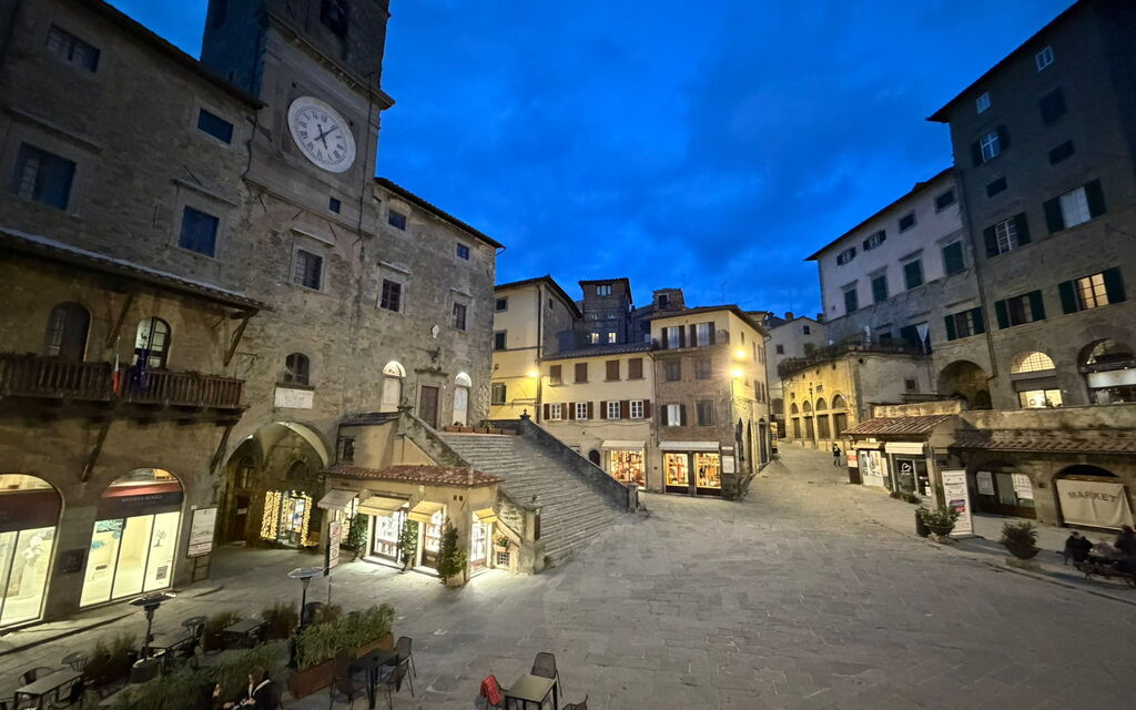 La Casa sulla Piazza: Ansichten