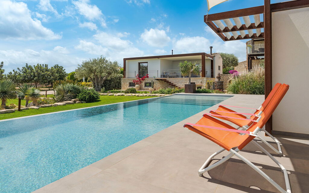 Sicilia 047 - Corte Antigua