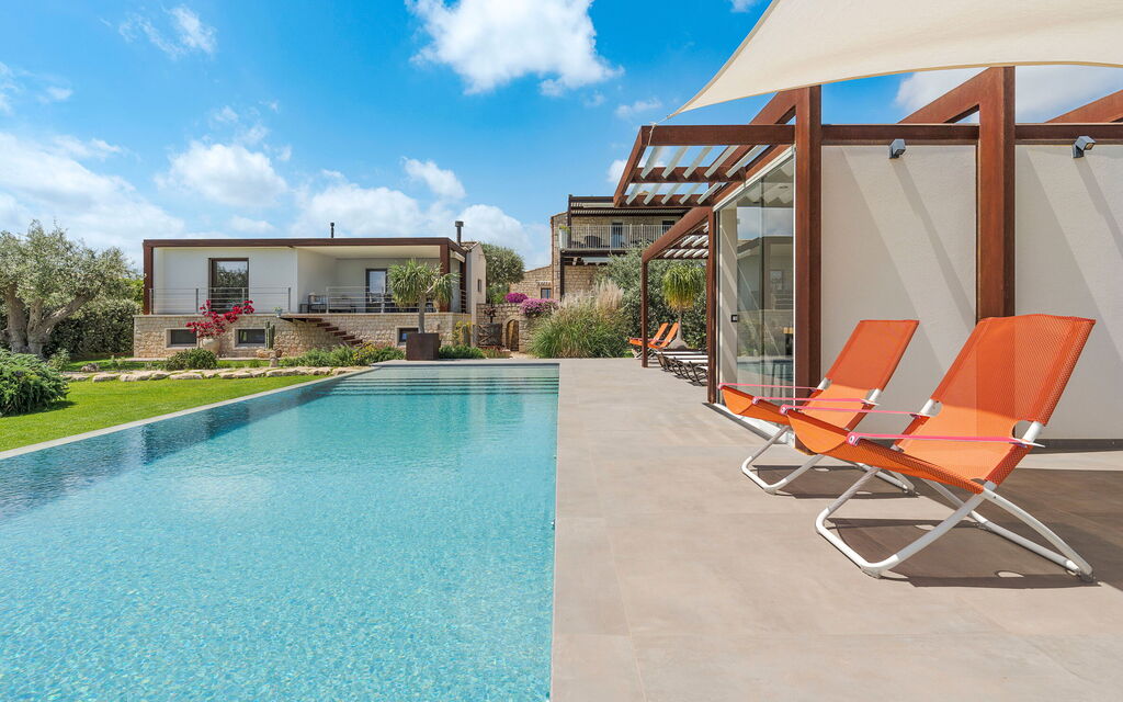 Sicilia 047 - Corte Antigua