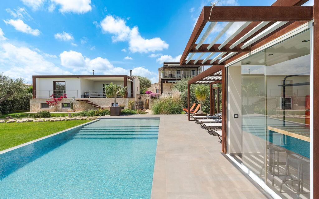 Sicilia 047 - Corte Antigua