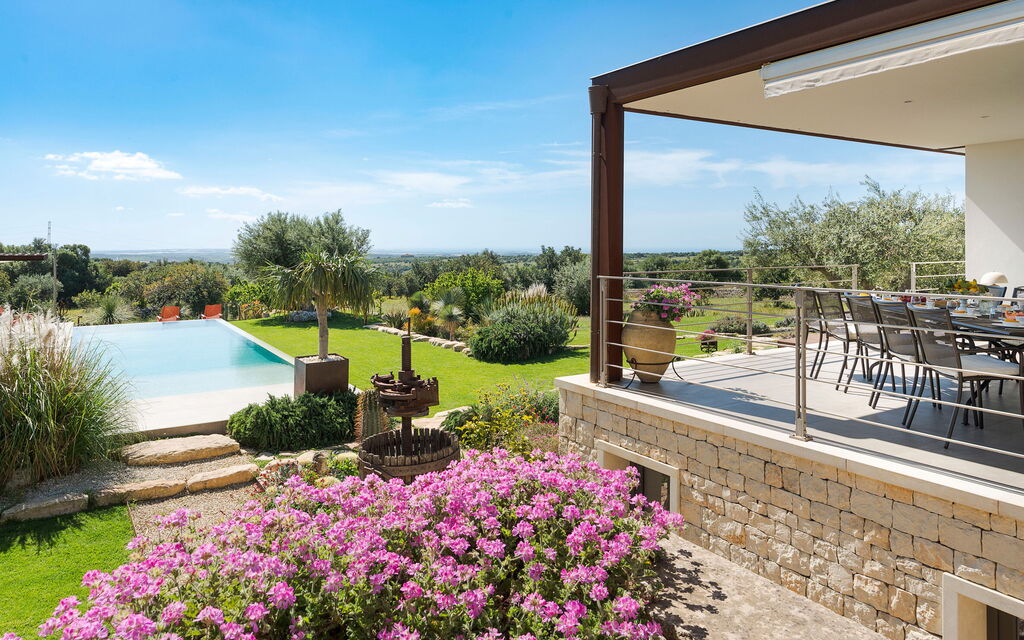 Sicilia 047 - Corte Antigua