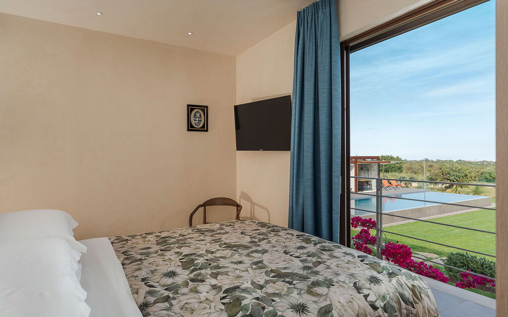 Sicilia 047 - Corte Antigua