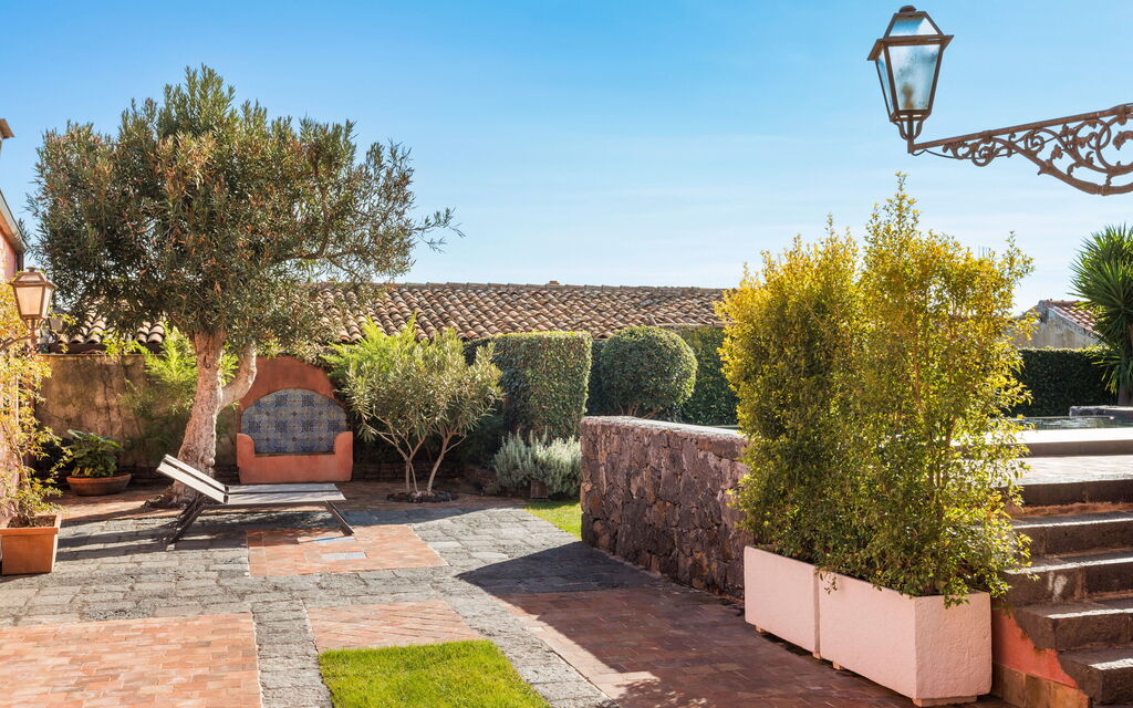 Sicilia 050 - Micanera