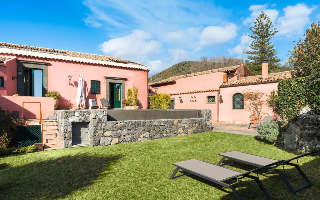 Sicilia 050 - Micanera