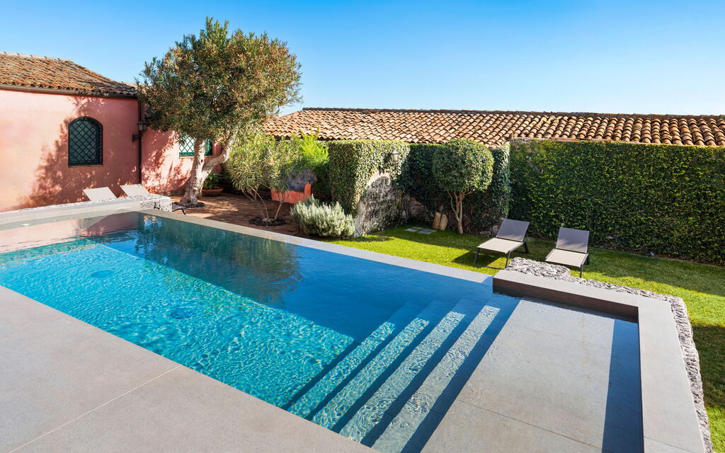 Sicilia 050 - Micanera