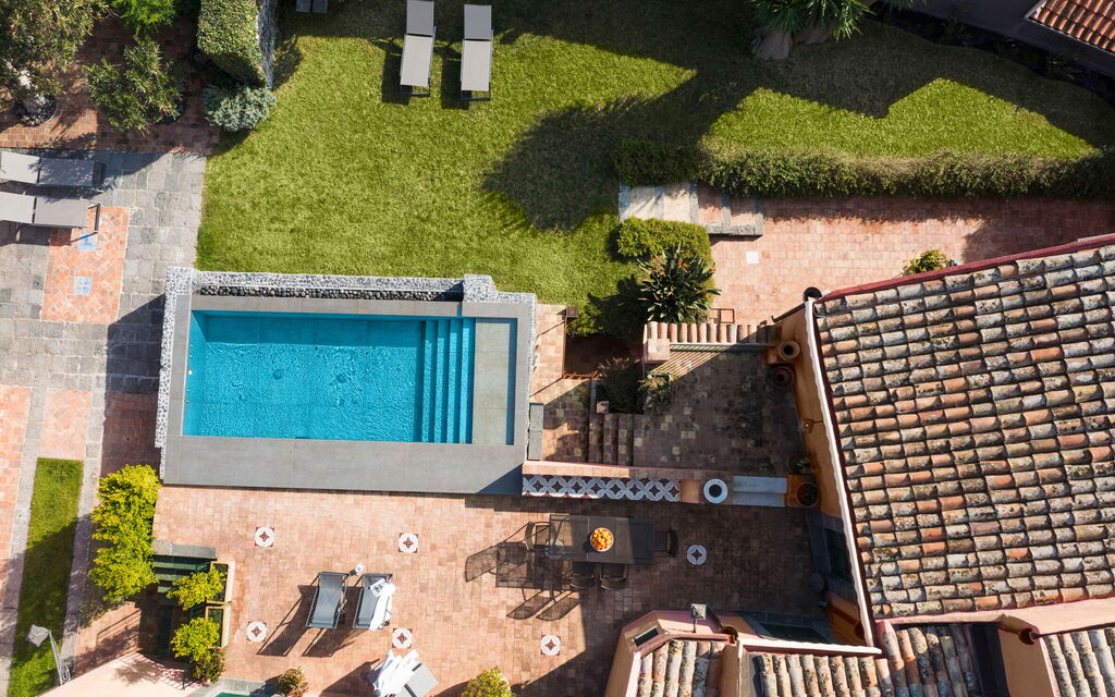 Sicilia 050 - Micanera